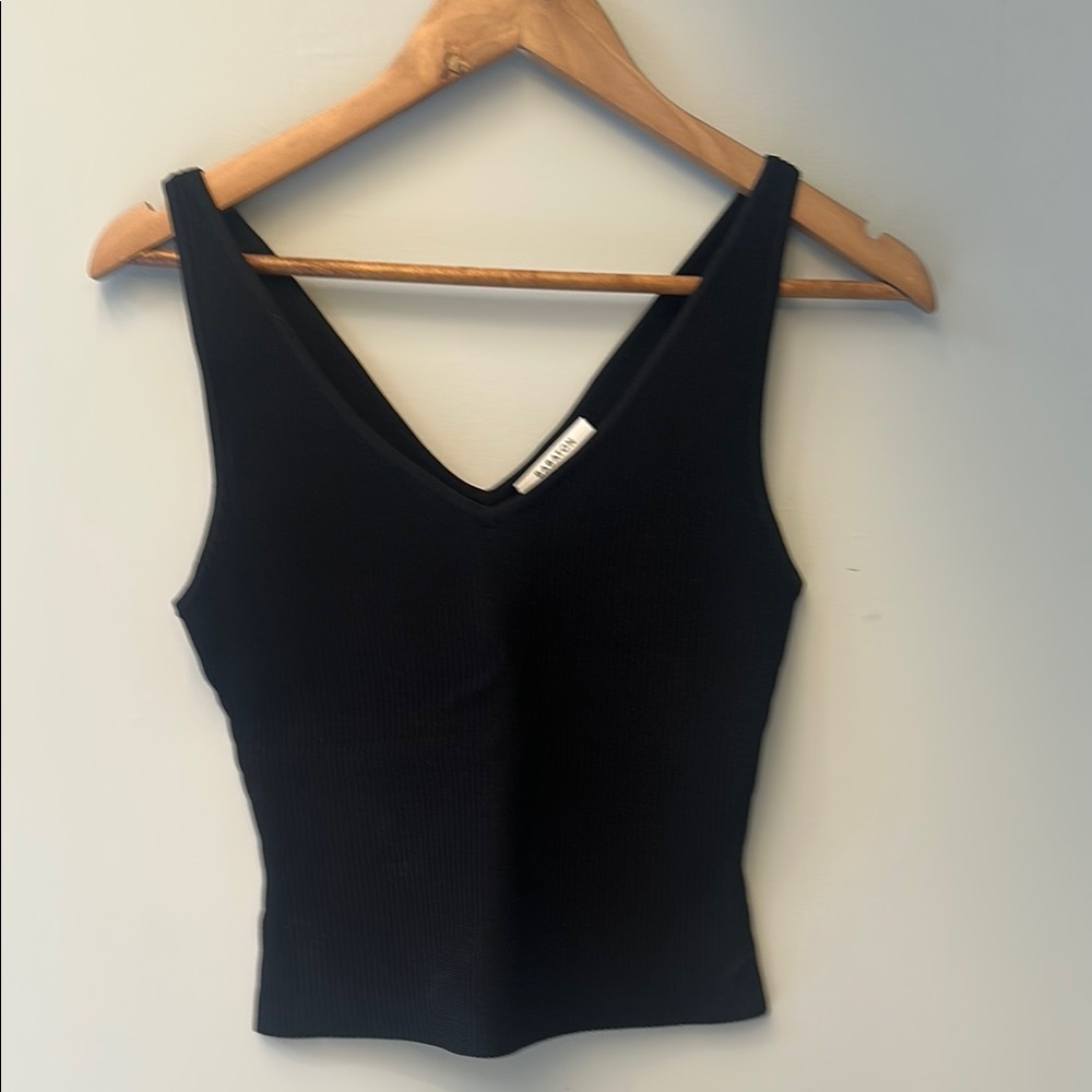 Babaton Black Fitted Sleeveless Tank Top